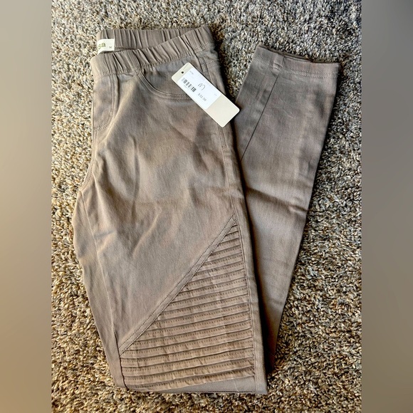 Lizard Thicket Pants - NWT Lizard Thicket c’isa Gray Moto Stretch Pant Medium